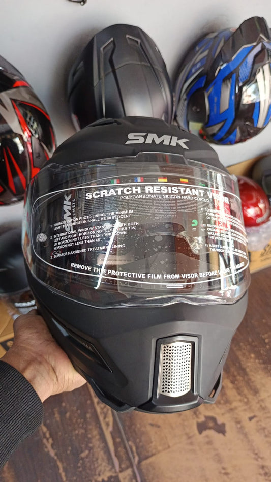 SMK Agnar Solid Black Color Helmet - ItZspeed