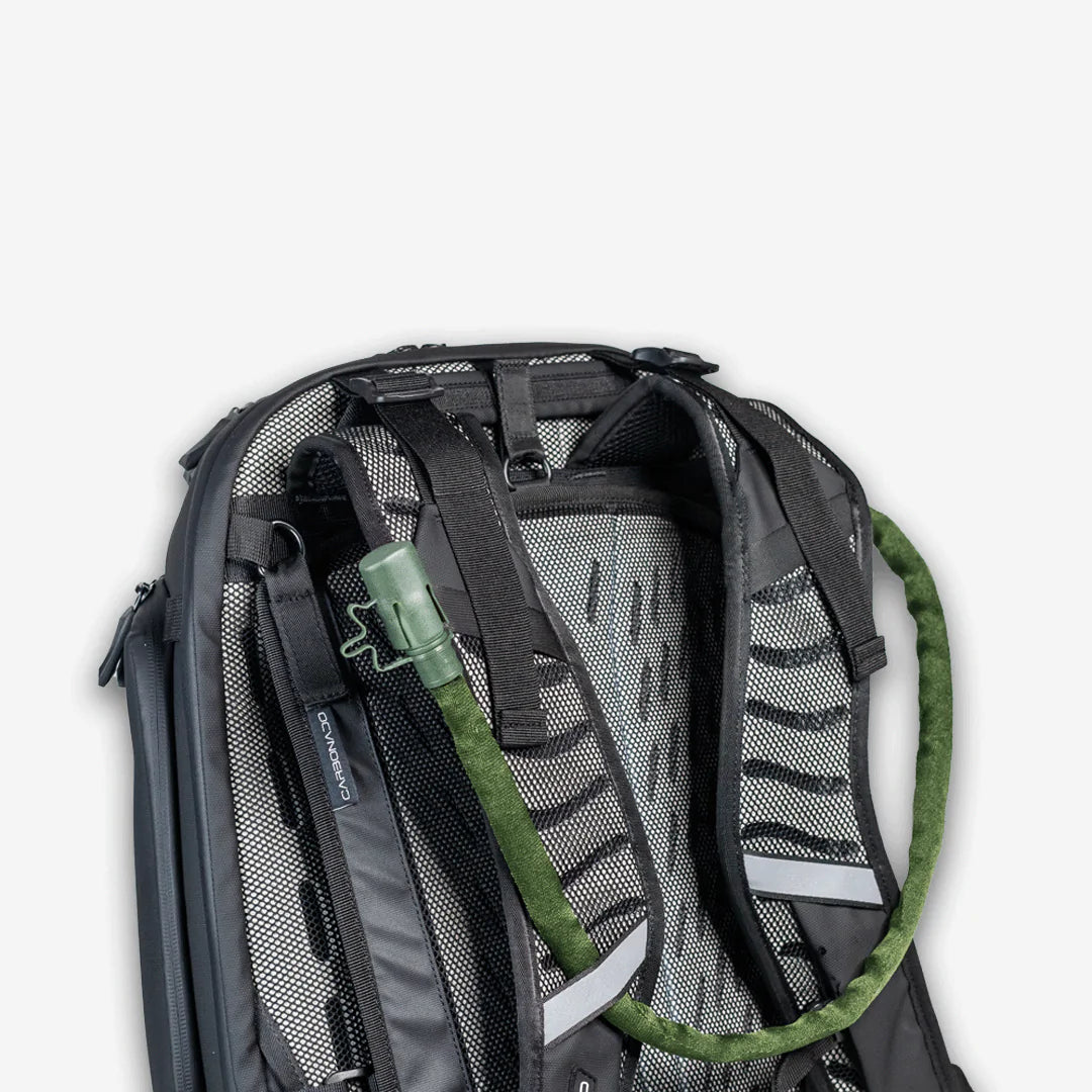 CARBONADO Hydration Bladder Holder - ItZspeed